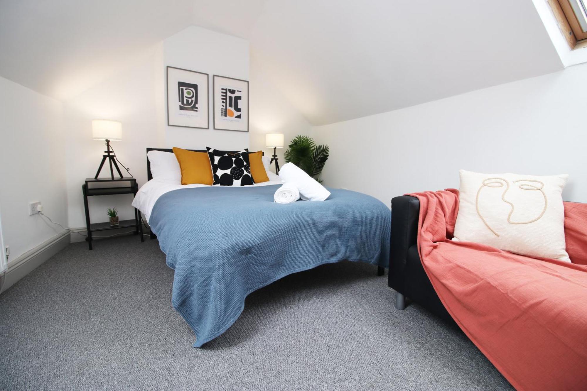 Apartment 2 Bed Flat Near Stadium With Street Parking By Cto Serviced Cardiff